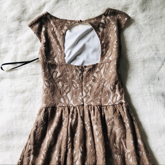 NEW Lace A-line Dress - Picture 2 of 8